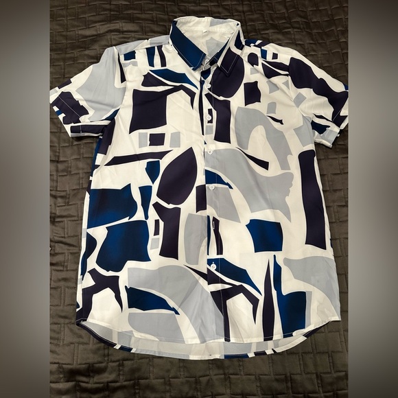 Men’s button down shirt - Picture 1 of 4